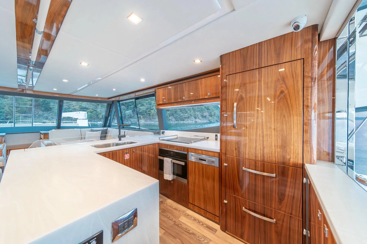 M/Y Migration