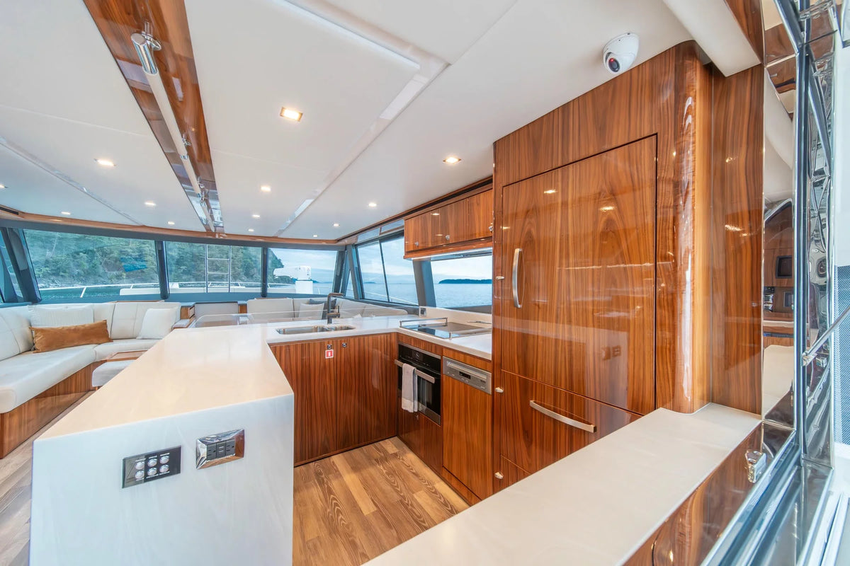 M/Y Migration