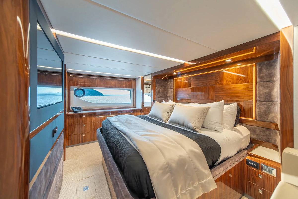 M/Y Migration