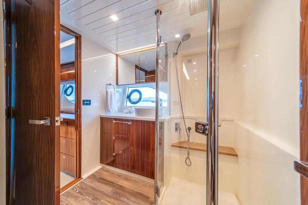 M/Y Migration