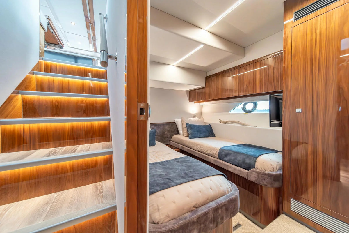 M/Y Migration
