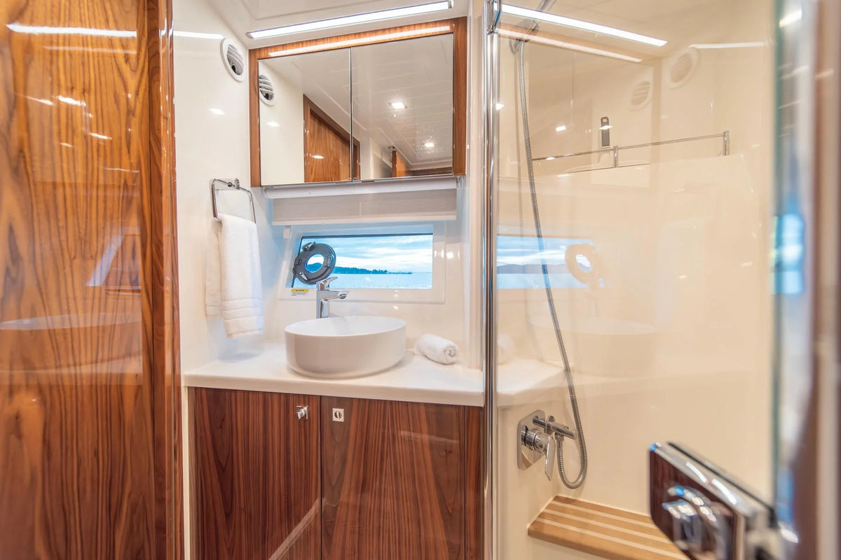 M/Y Migration