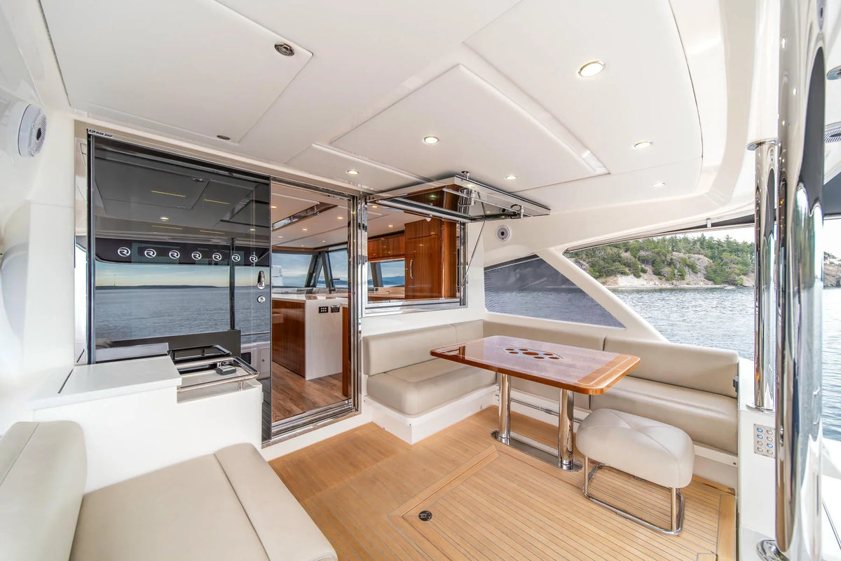 M/Y Migration