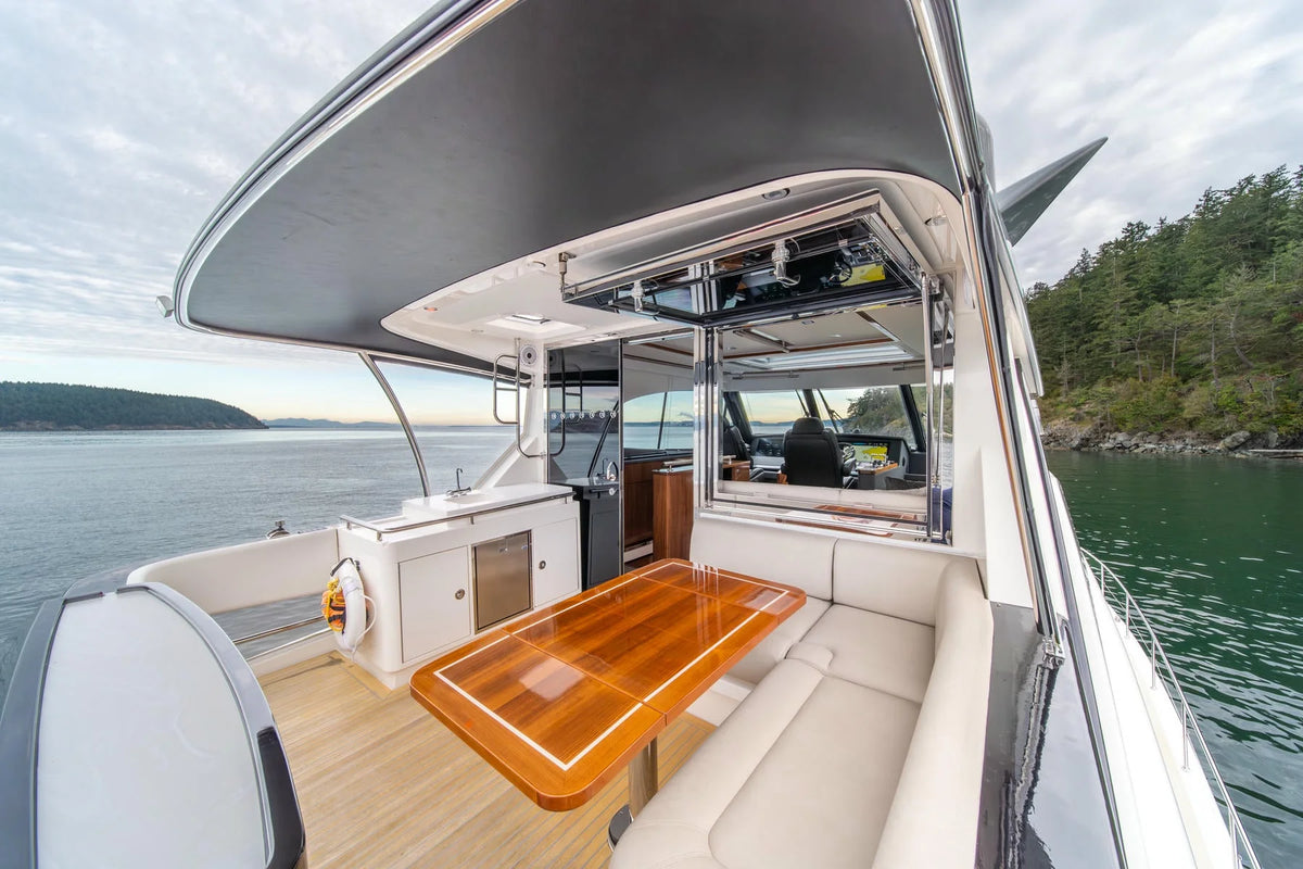 M/Y Migration