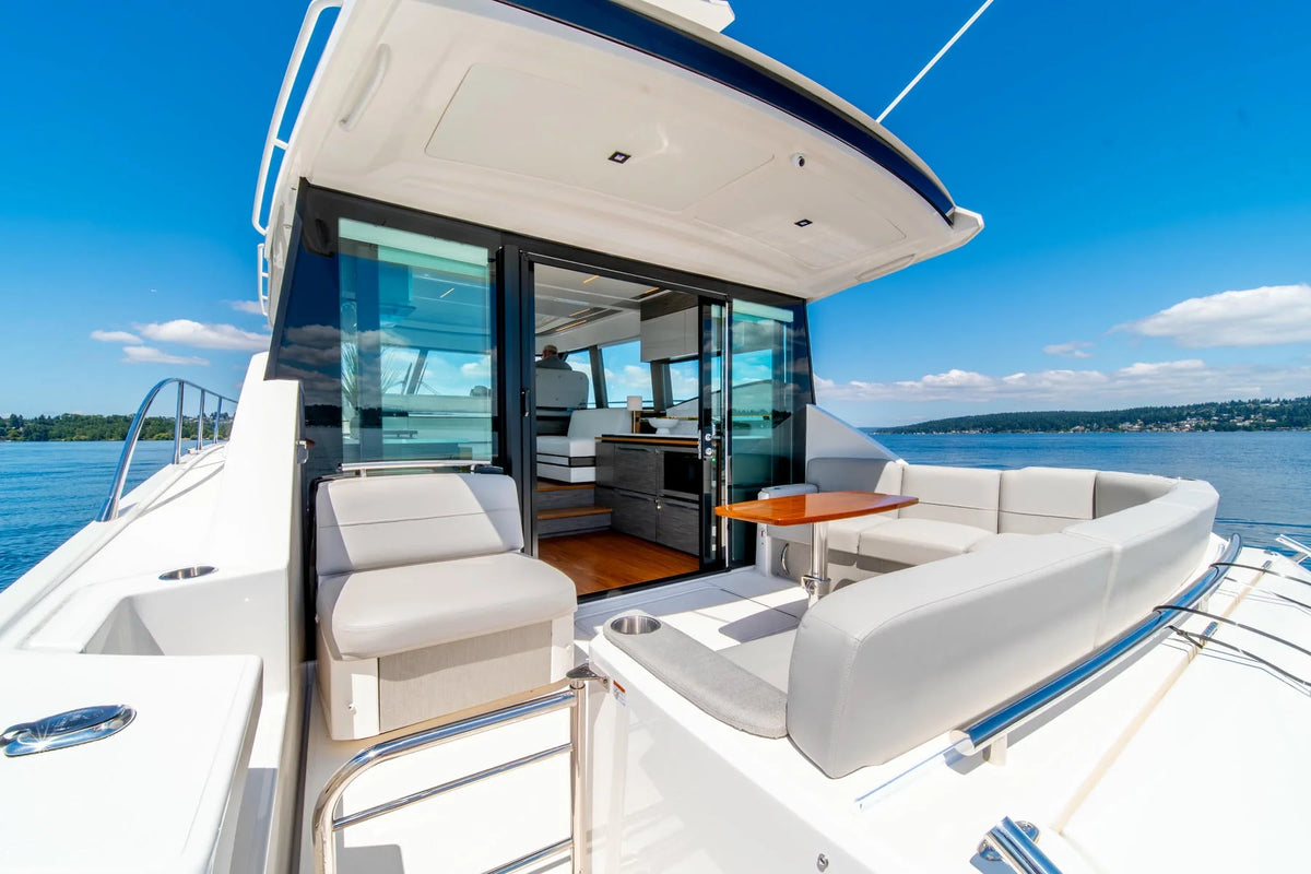M/Y Current Sea