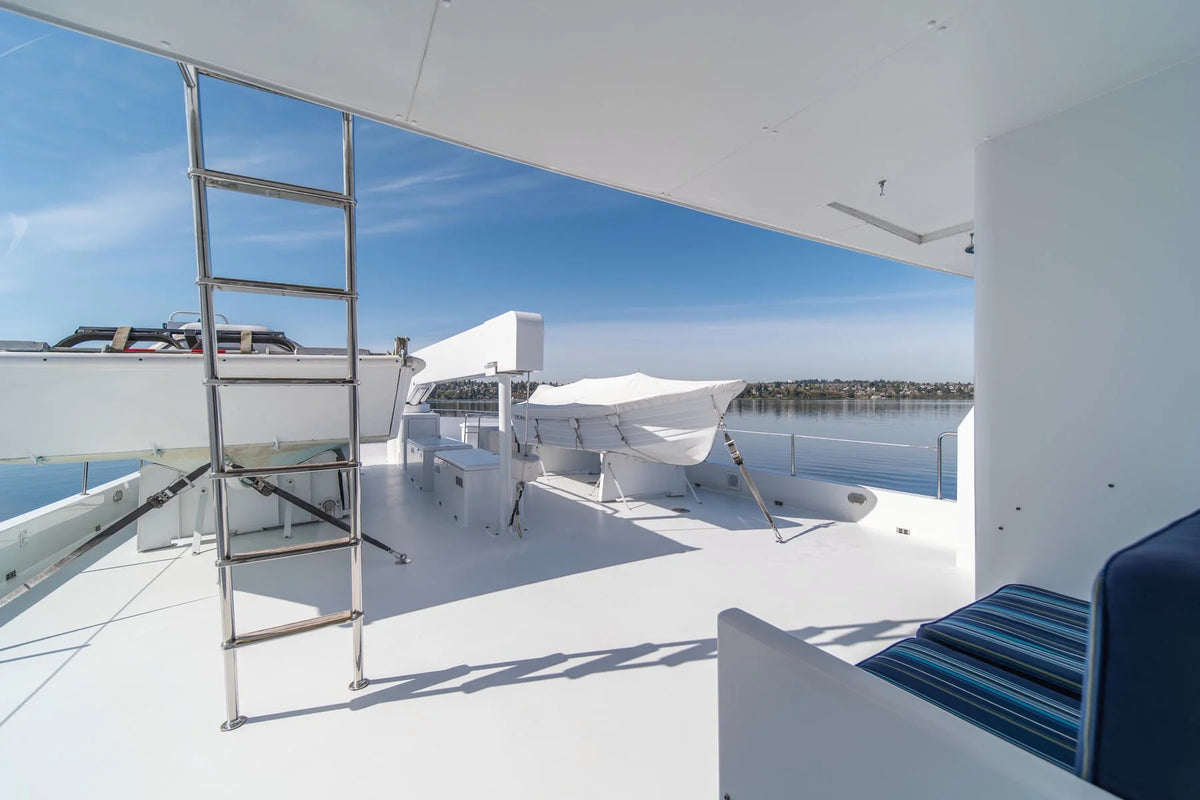 M/Y Escape