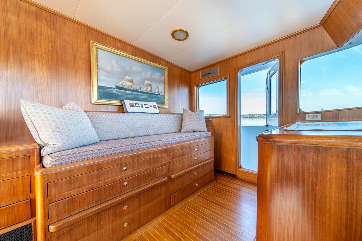 M/Y Escape