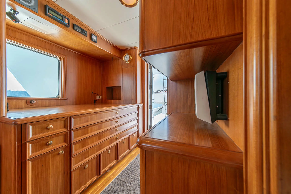 M/Y Escape