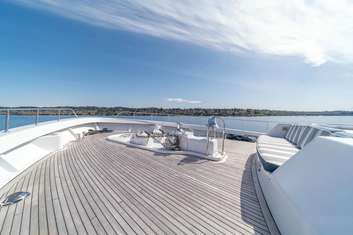 M/Y Escape
