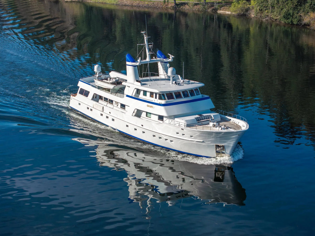 M/Y Escape
