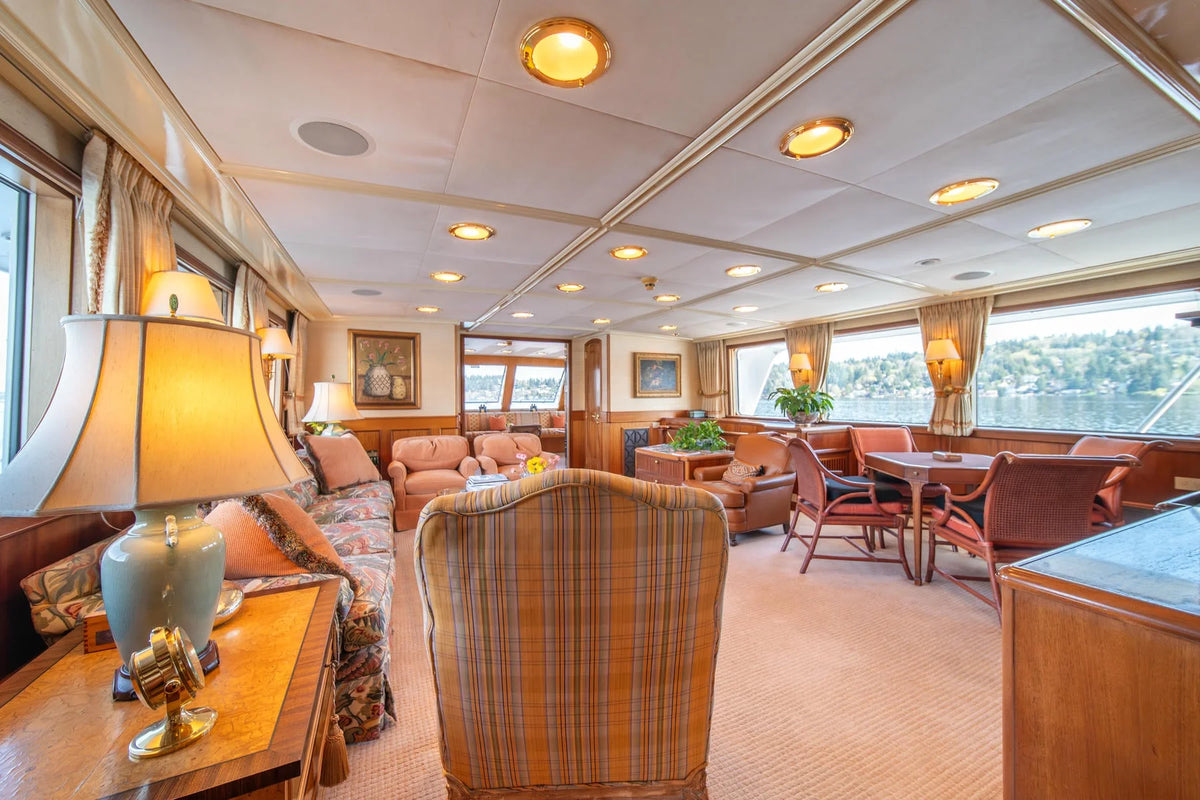 M/Y Escape
