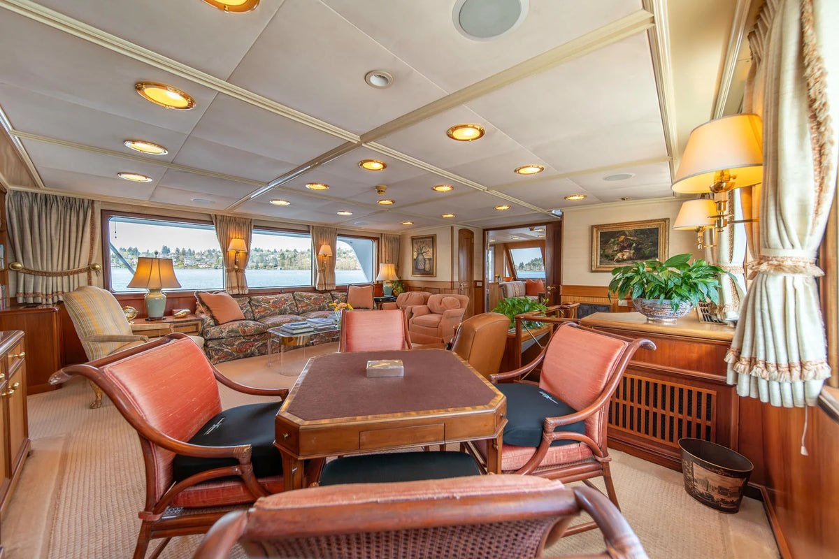 M/Y Escape