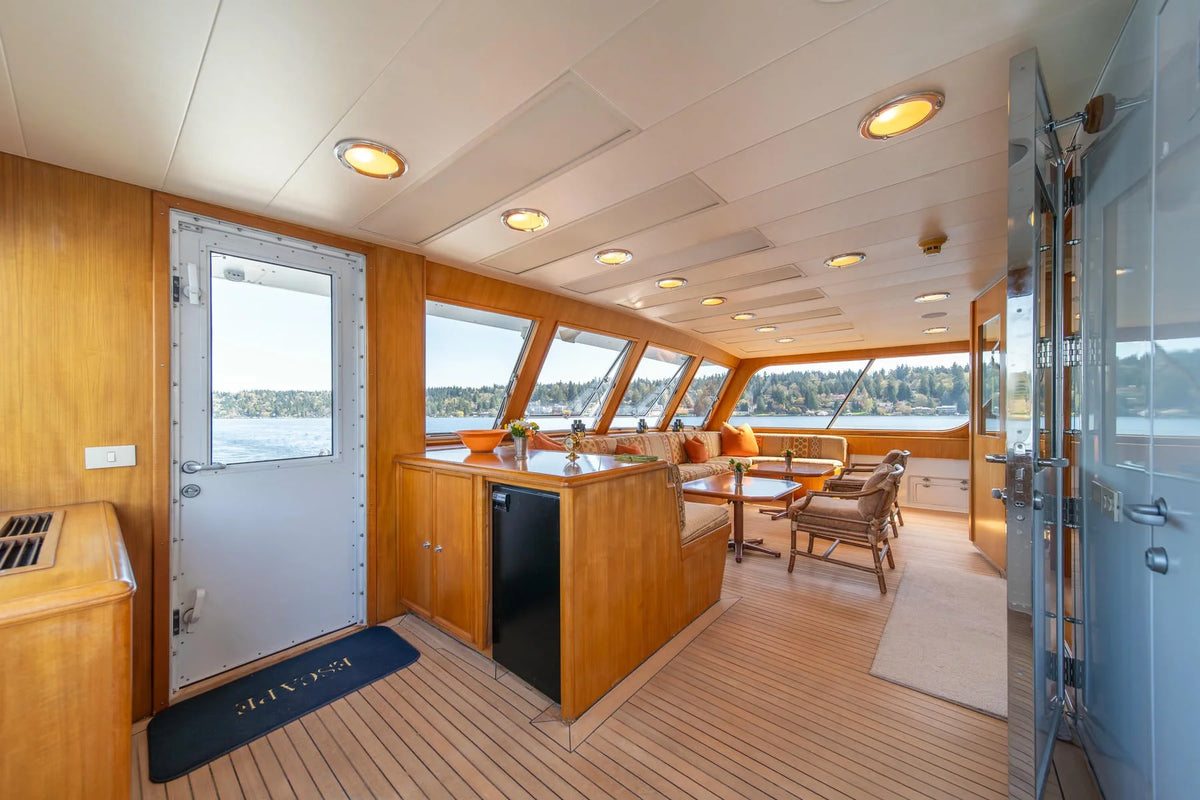 M/Y Escape