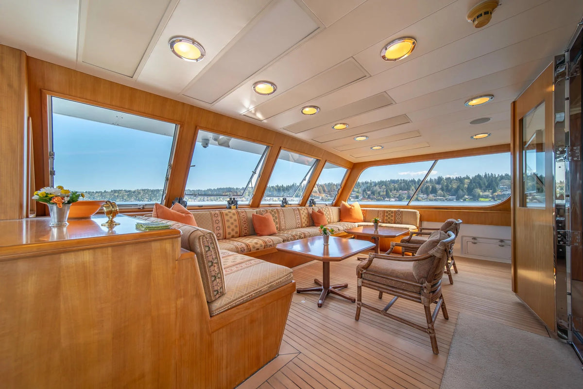 M/Y Escape