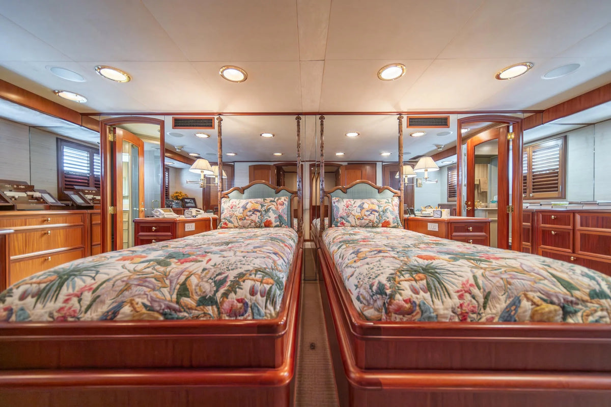 M/Y Escape