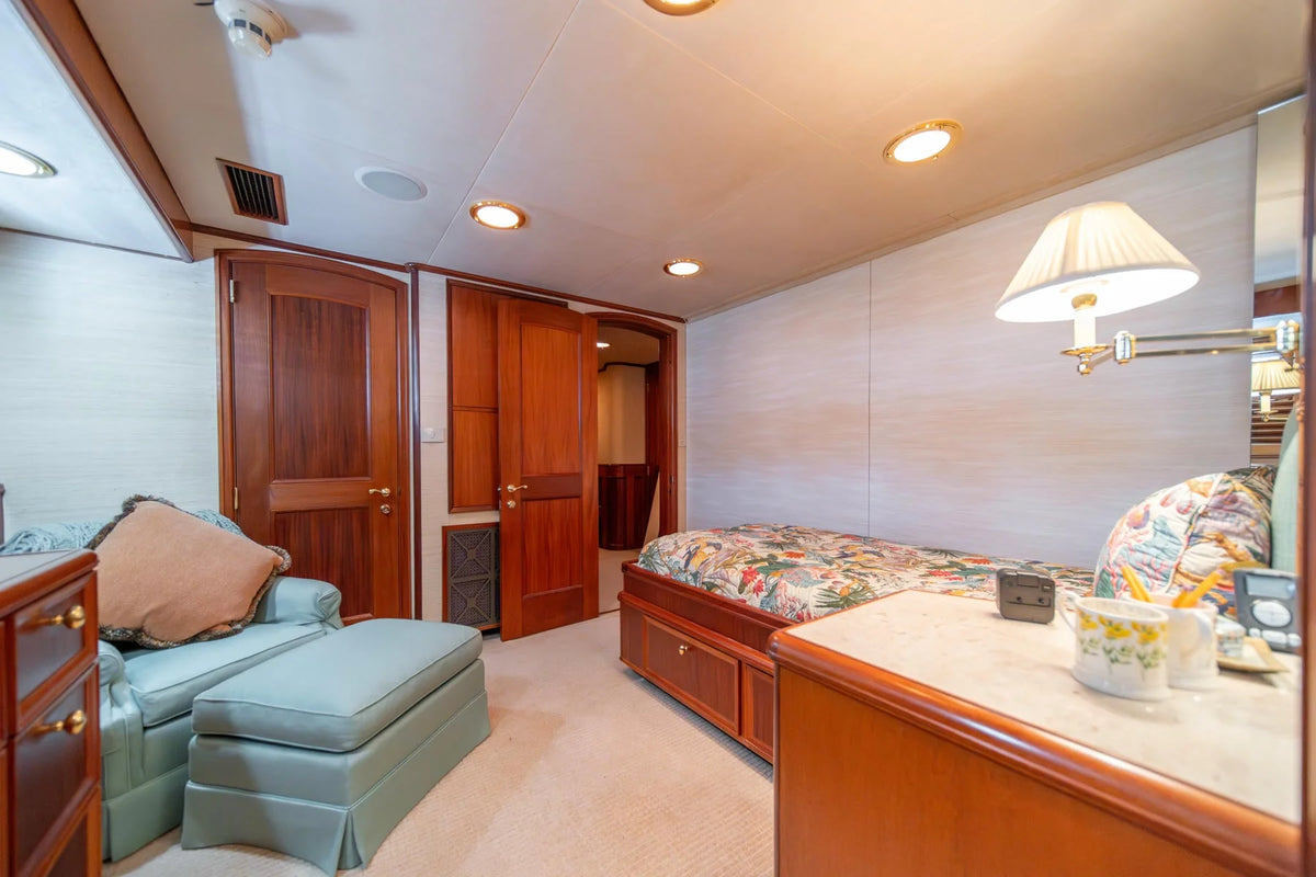 M/Y Escape