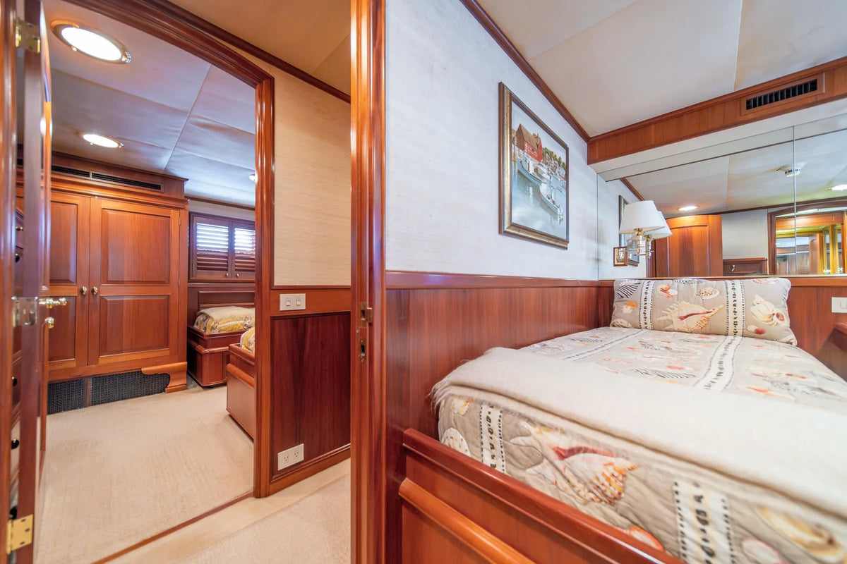 M/Y Escape