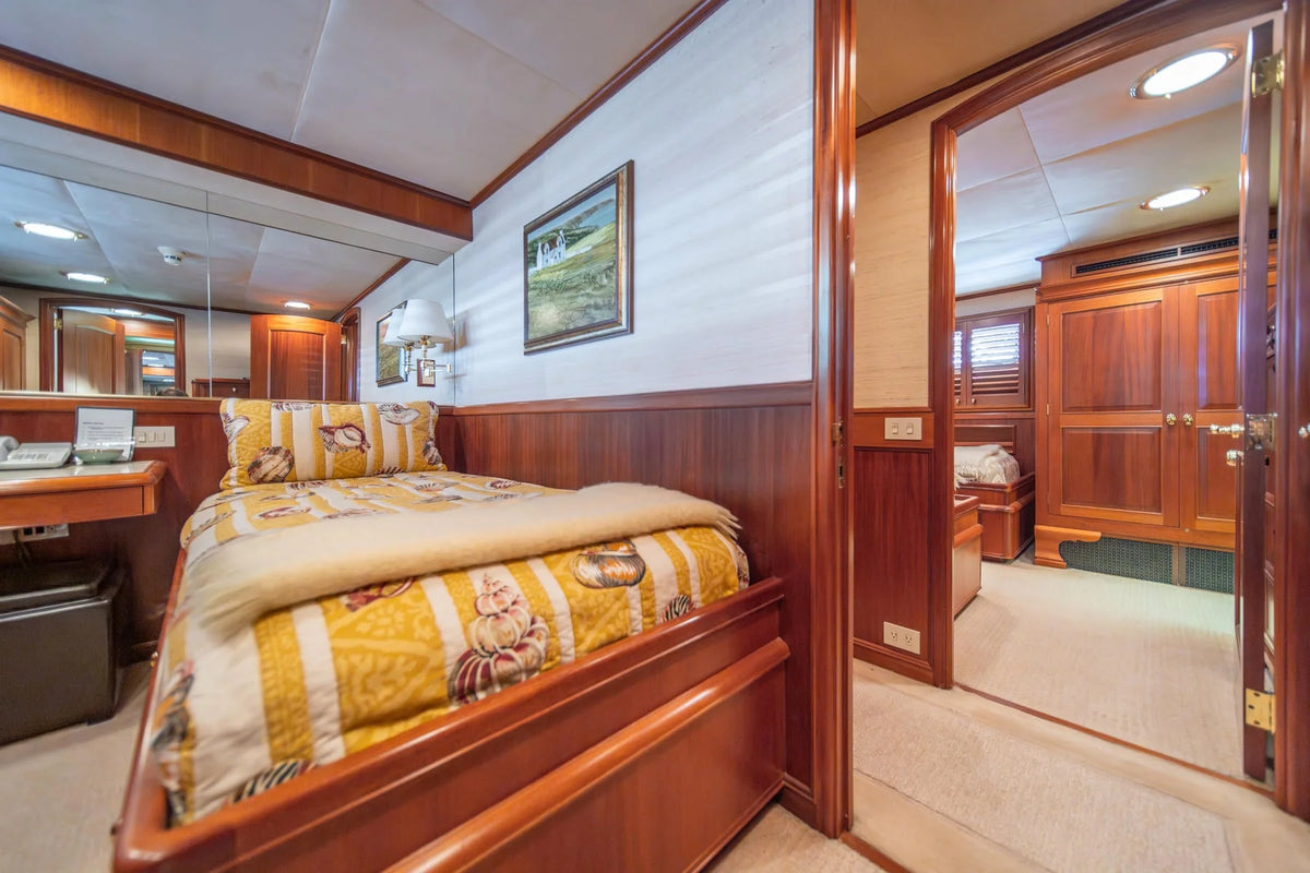 M/Y Escape